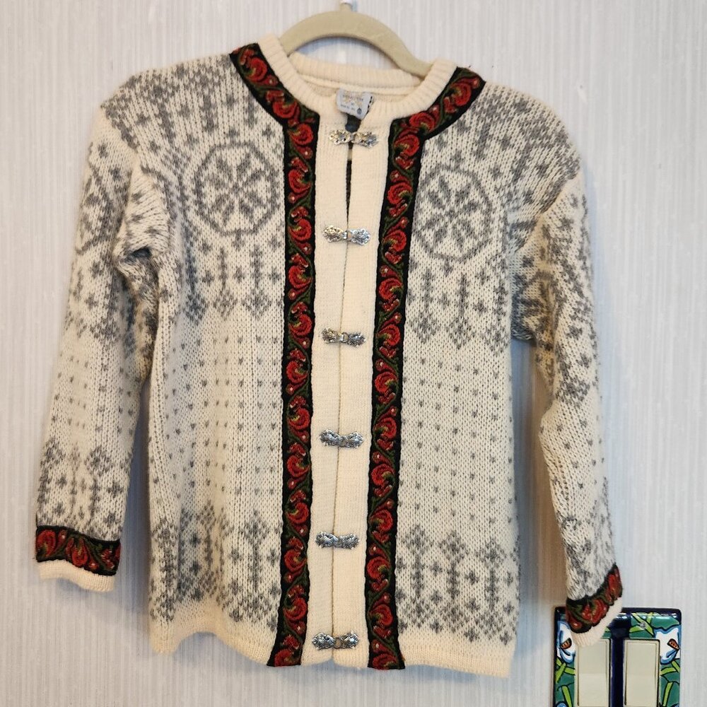 Wool Dirdalstrikk small Sweater